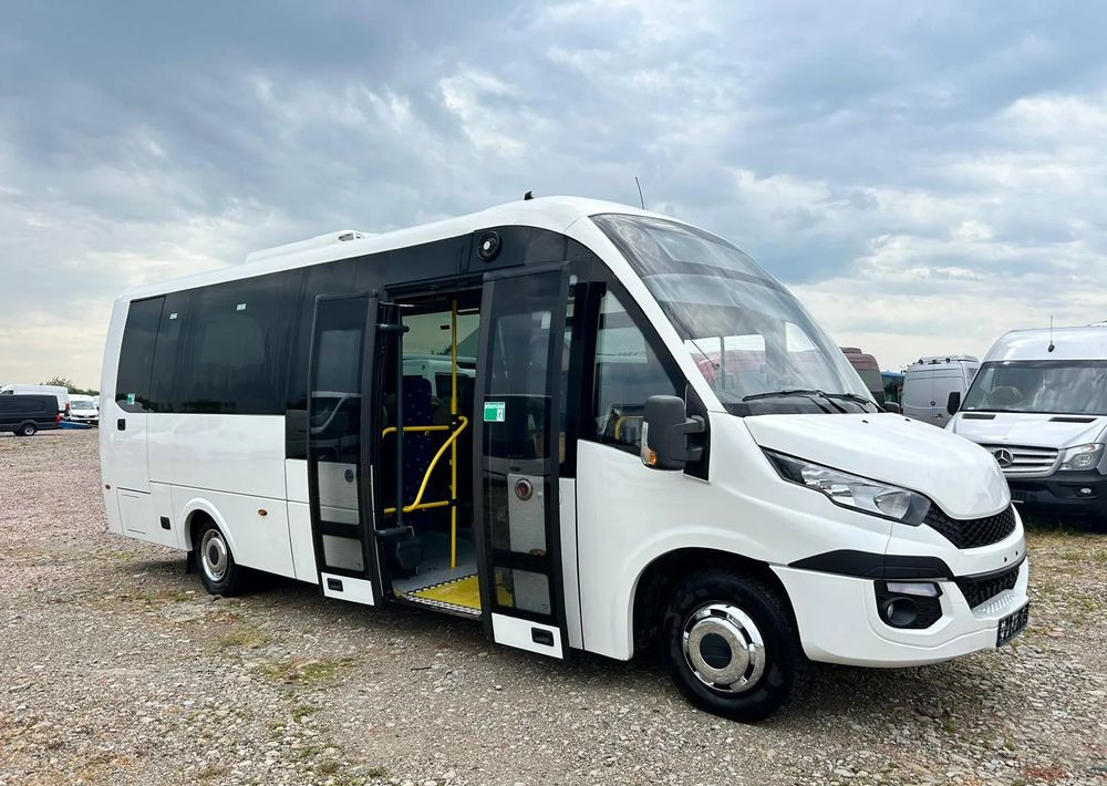 Iveco Daily Rosero City - Bus mini, Van penumpang: gambar 1 Iveco Daily Rosero City - Bus mini, Van penumpang: gambar 1