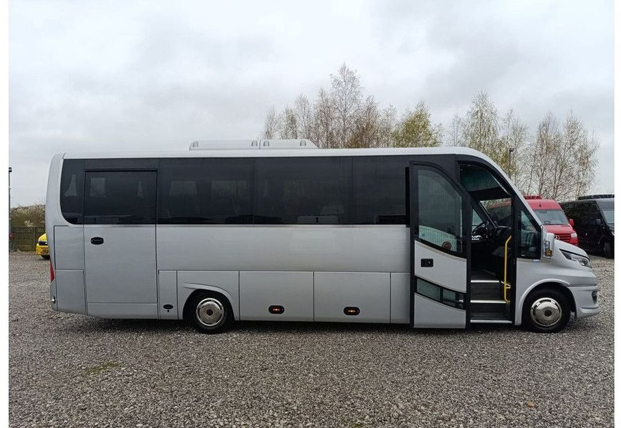 Iveco Mercus Daily 70C21 Nowość 39 miejsc - Bus mini, Van penumpang: gambar 2 Iveco Mercus Daily 70C21 Nowość 39 miejsc - Bus mini, Van penumpang: gambar 2