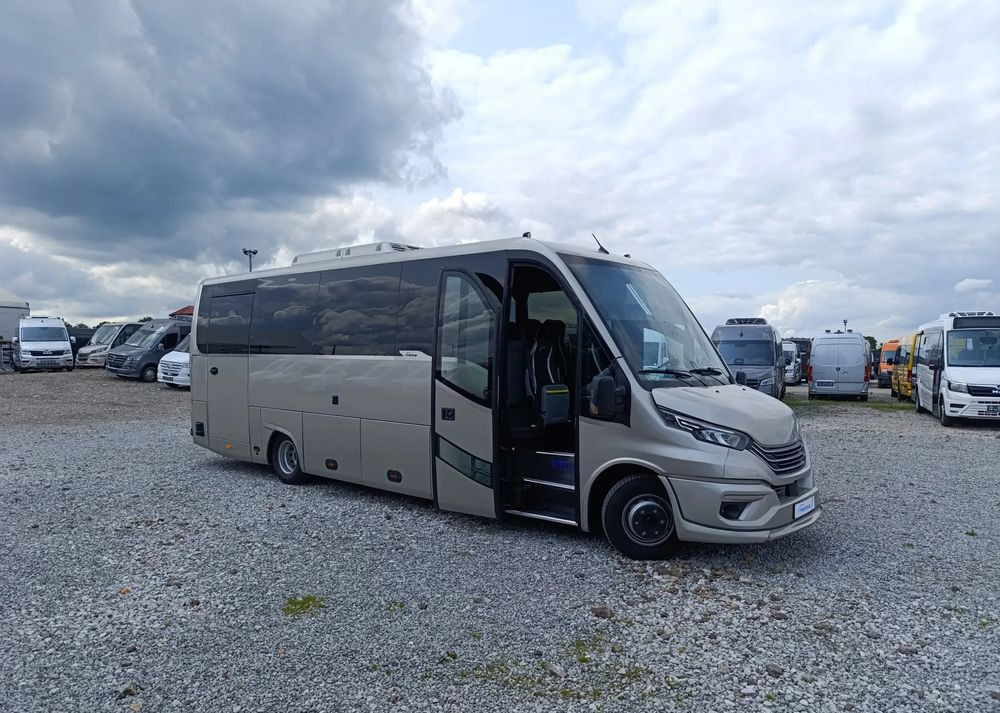 Iveco Mercus Daily 70C21 - Bus mini, Van penumpang: gambar 2 Iveco Mercus Daily 70C21 - Bus mini, Van penumpang: gambar 2