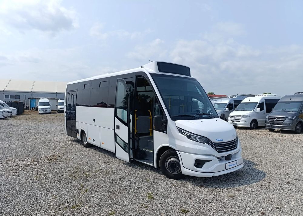 Iveco Mercus Daily City - Bus mini, Van penumpang: gambar 1 Iveco Mercus Daily City - Bus mini, Van penumpang: gambar 1