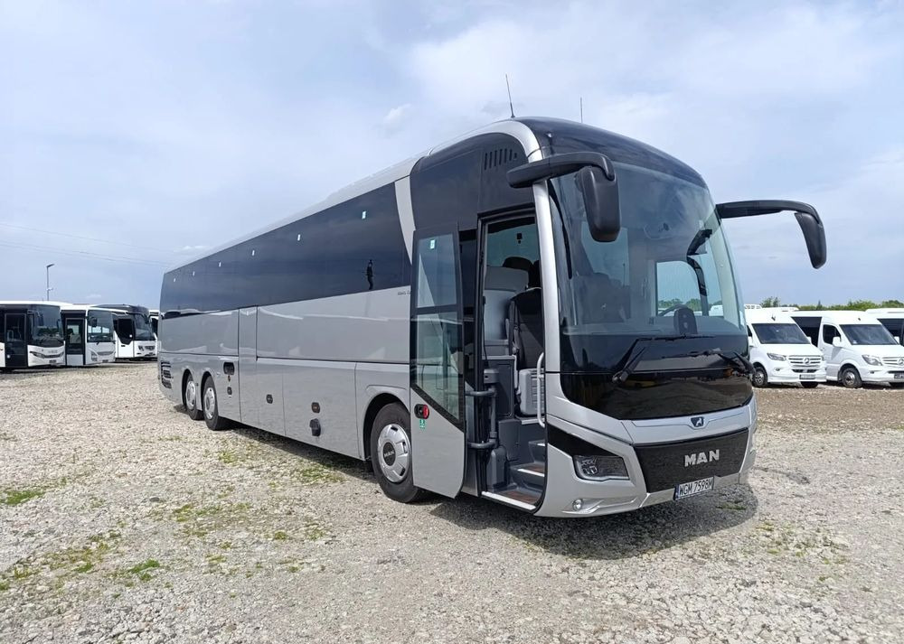 MAN Lions Coach - Bus pariwisata: gambar 1 MAN Lions Coach - Bus pariwisata: gambar 1