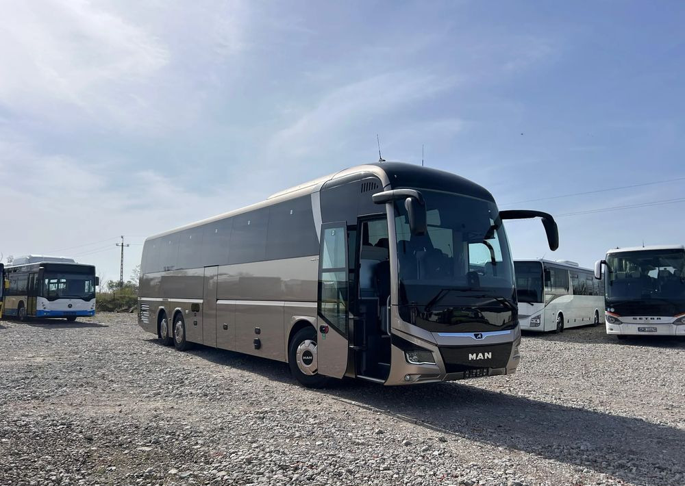 MAN Lions Coach - Bus pariwisata: gambar 1 MAN Lions Coach - Bus pariwisata: gambar 1