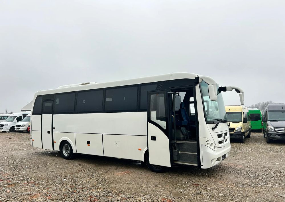 Mercedes-Benz Atego - Bus pariwisata: gambar 5 Mercedes-Benz Atego - Bus pariwisata: gambar 5