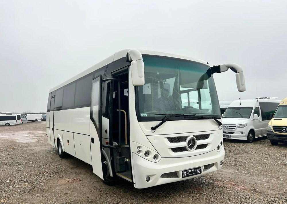 Mercedes-Benz Atego - Bus pariwisata: gambar 1 Mercedes-Benz Atego - Bus pariwisata: gambar 1