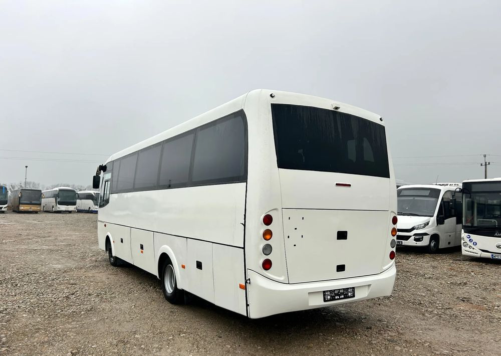 Mercedes-Benz Atego - Bus pariwisata: gambar 4 Mercedes-Benz Atego - Bus pariwisata: gambar 4