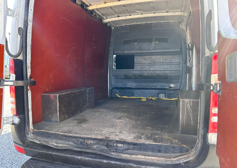 Mercedes-Benz Sprinter 313 - Van panel: gambar 5 Mercedes-Benz Sprinter 313 - Van panel: gambar 5