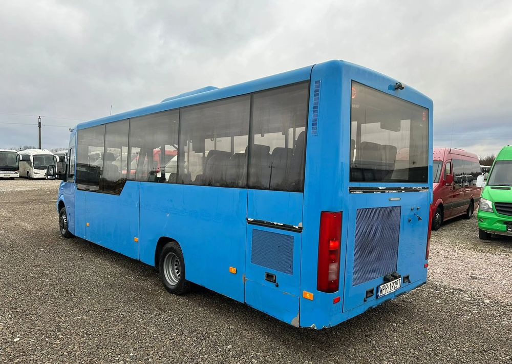 Mercedes-Benz Sprinter 516 - Bus pinggiran kota: gambar 5 Mercedes-Benz Sprinter 516 - Bus pinggiran kota: gambar 5