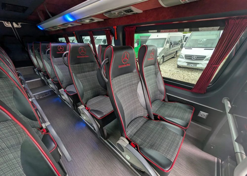Bus mini, Van penumpang Mercedes-Benz Sprinter 516: gambar 14