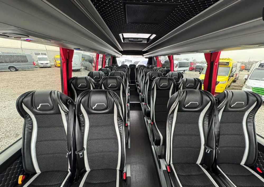 Bus mini, Van penumpang baru Mercedes-Benz Sprinter 519: gambar 23