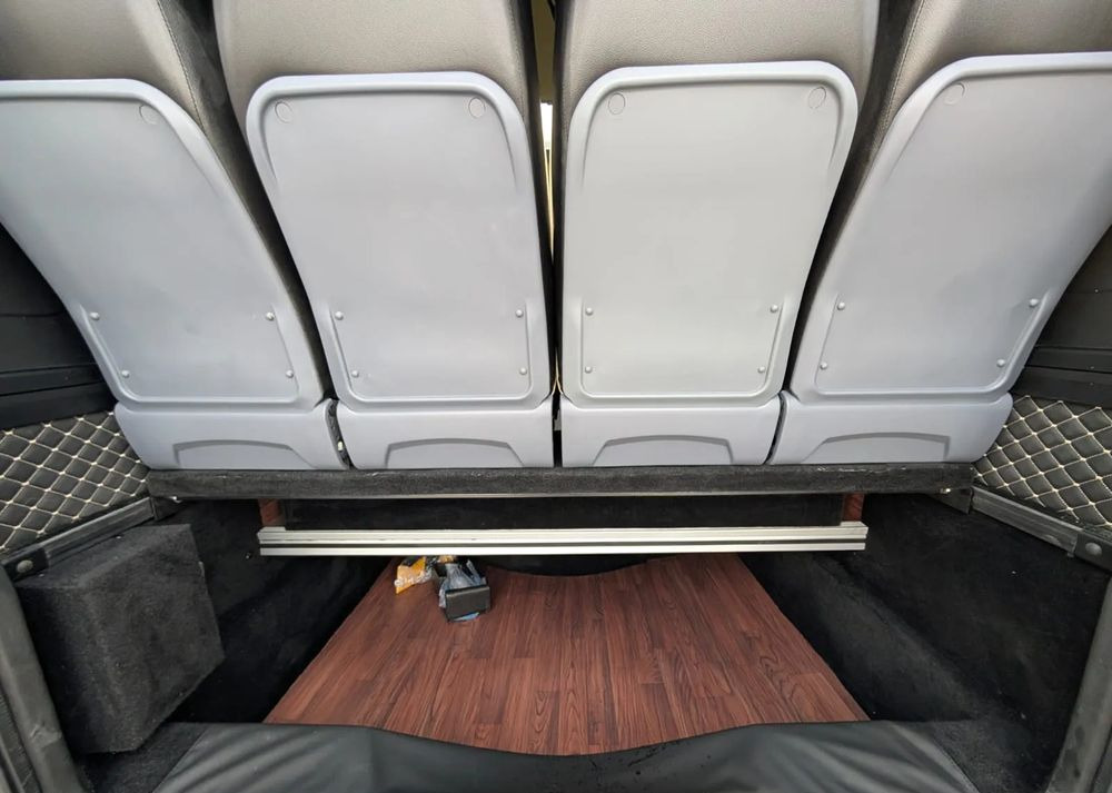 Mercedes-Benz Sprinter 519 - Bus mini, Van penumpang: gambar 4 Mercedes-Benz Sprinter 519 - Bus mini, Van penumpang: gambar 4