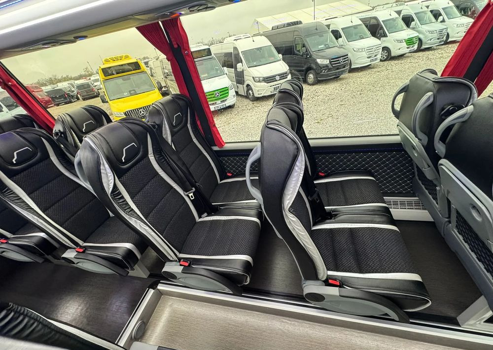 Bus mini, Van penumpang baru Mercedes-Benz Sprinter 519: gambar 25