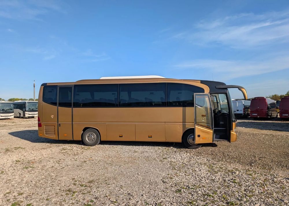 Mercedes-Benz Tourino - Bus pariwisata: gambar 3 Mercedes-Benz Tourino - Bus pariwisata: gambar 3