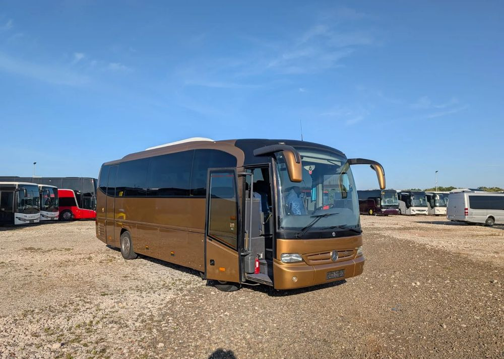 Mercedes-Benz Tourino - Bus pariwisata: gambar 1 Mercedes-Benz Tourino - Bus pariwisata: gambar 1