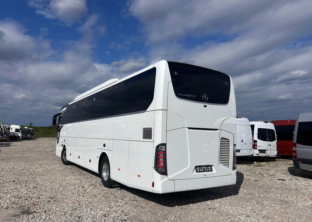 Bus pariwisata Mercedes-Benz Tourismo: gambar 9 Bus pariwisata Mercedes-Benz Tourismo: gambar 9