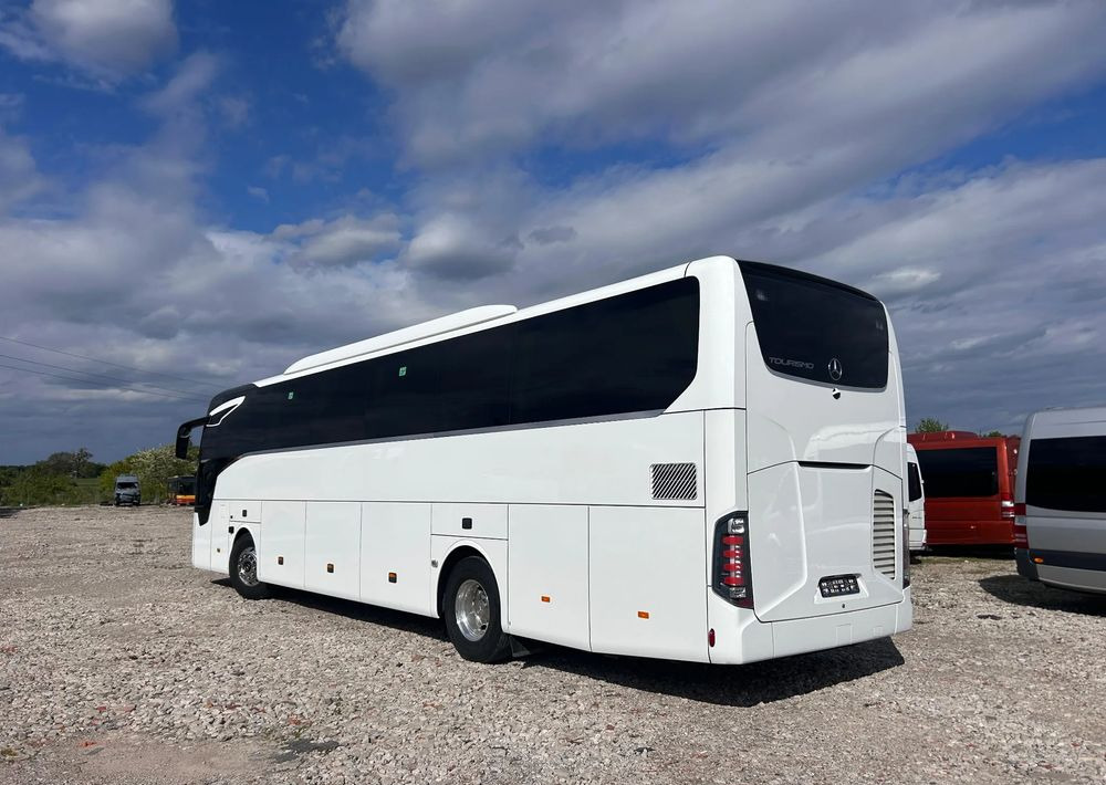 Bus pariwisata Mercedes-Benz Tourismo: gambar 8 Bus pariwisata Mercedes-Benz Tourismo: gambar 8
