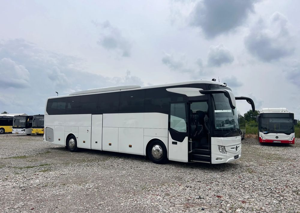 Mercedes-Benz Tourismo - Bus pariwisata: gambar 2 Mercedes-Benz Tourismo - Bus pariwisata: gambar 2