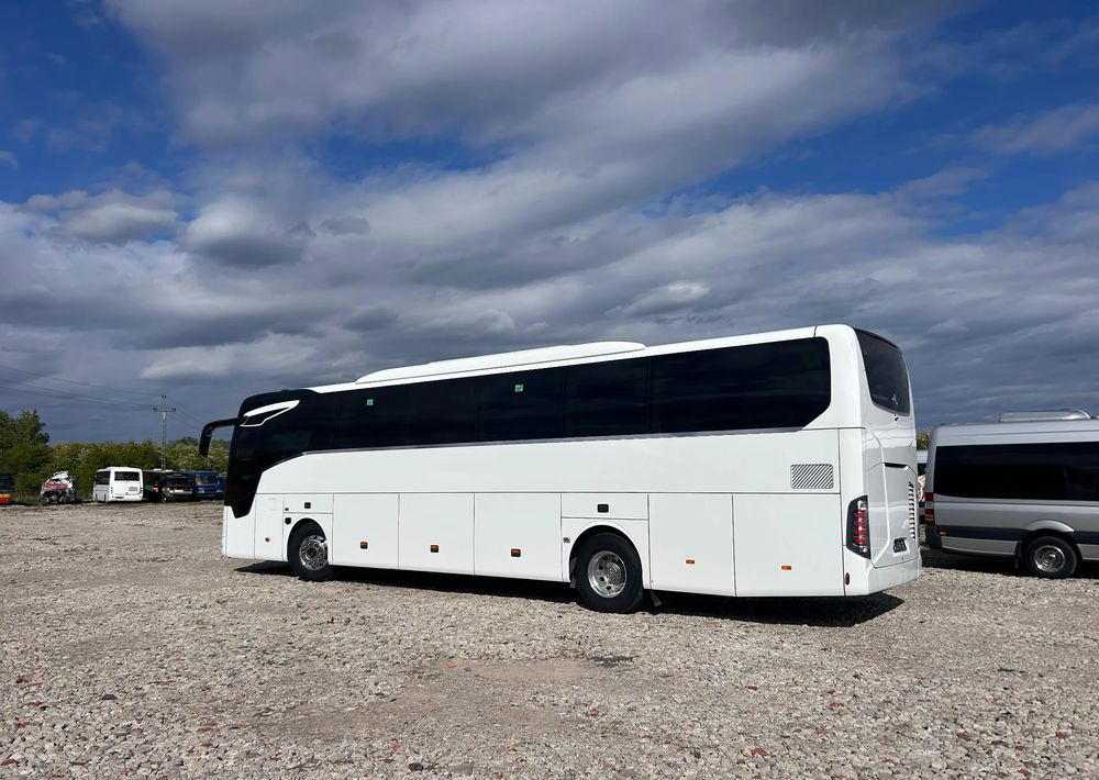 Bus pariwisata Mercedes-Benz Tourismo: gambar 7 Bus pariwisata Mercedes-Benz Tourismo: gambar 7