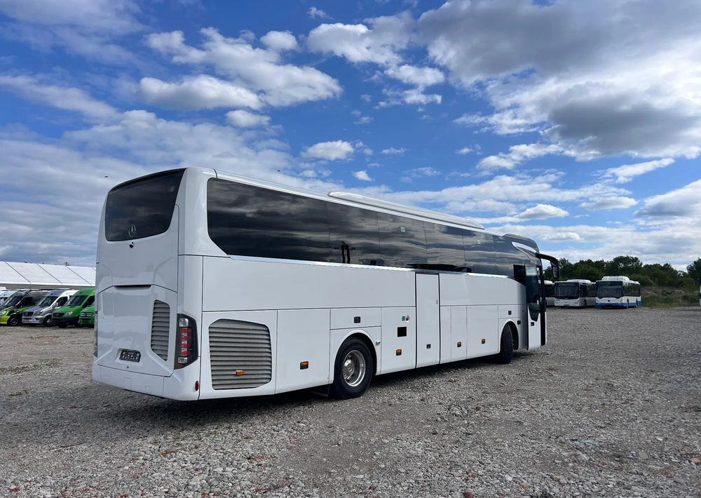 Bus pariwisata Mercedes-Benz Tourismo: gambar 15 Bus pariwisata Mercedes-Benz Tourismo: gambar 15