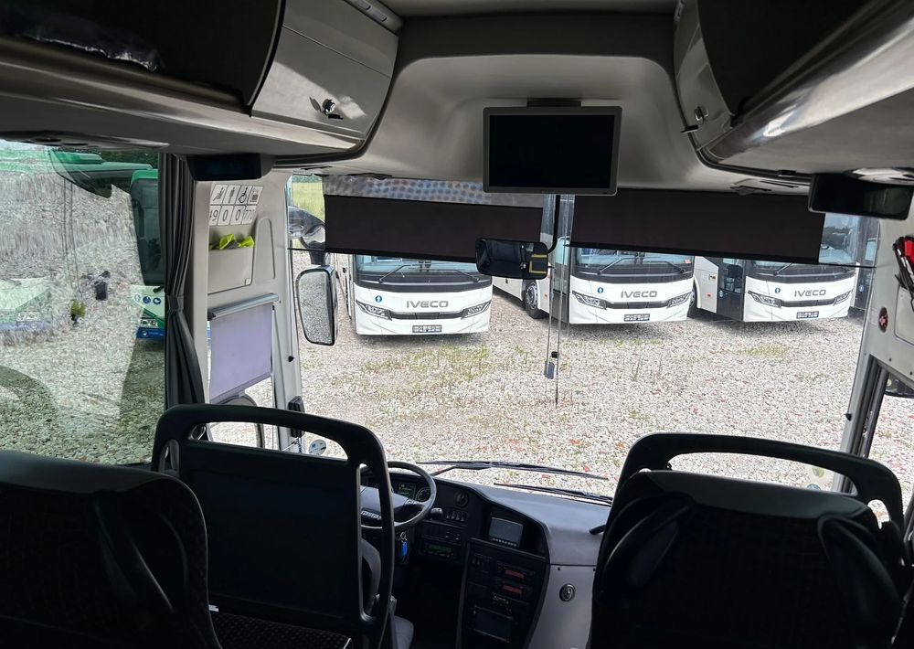 Bus pariwisata Scania HIGER: gambar 18