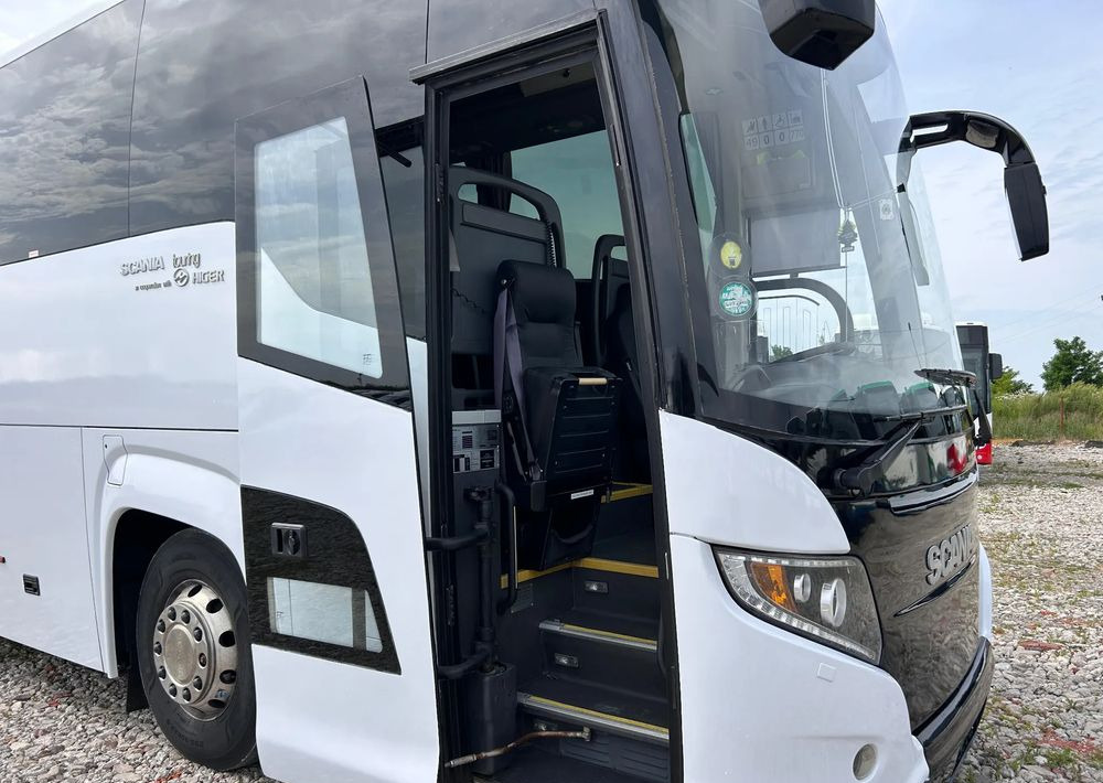 Bus pariwisata Scania HIGER: gambar 10