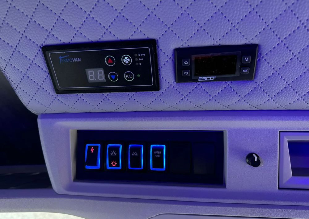 Bus mini, Van penumpang baru Volkswagen Crafter: gambar 15
