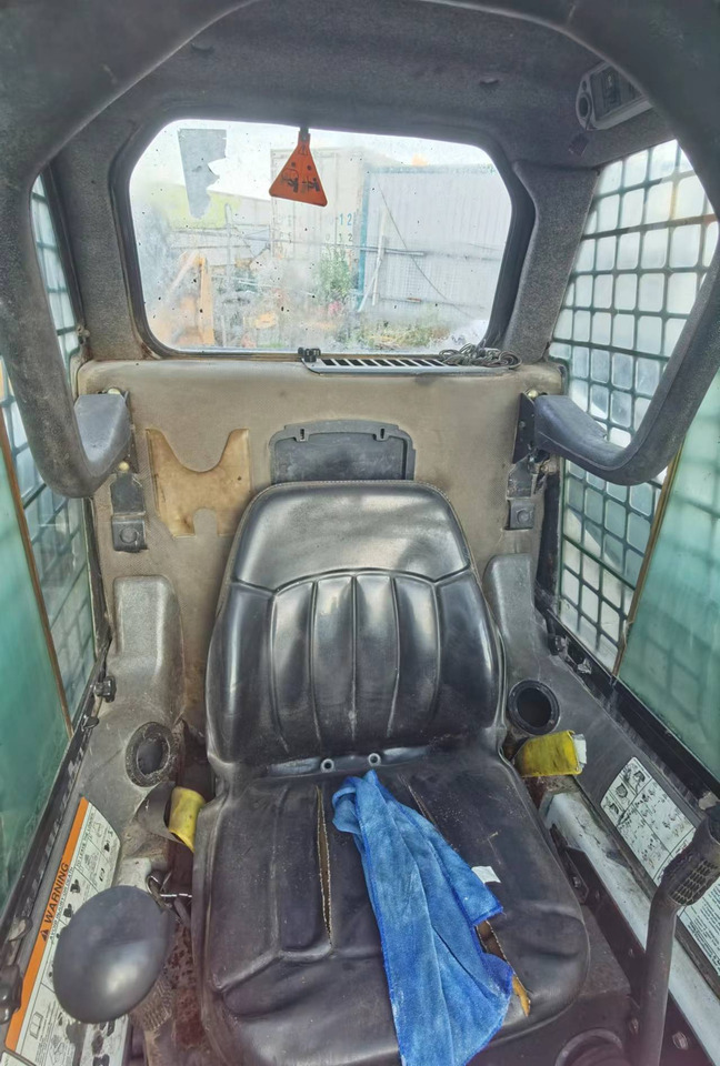 BOBCAT s160 - Skid steer: gambar 4 BOBCAT s160 - Skid steer: gambar 4