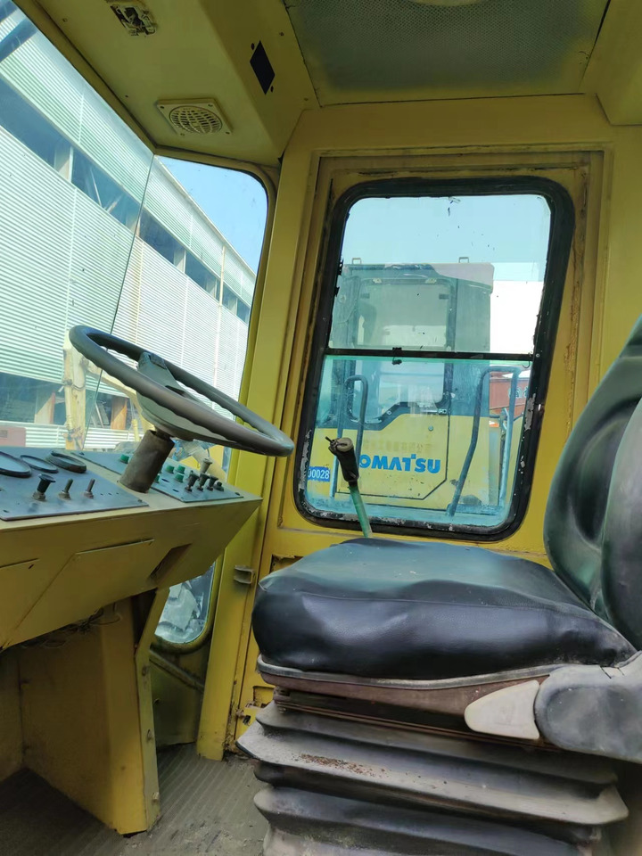 BOMAG BW 217D-2 - Pemadat: gambar 4 BOMAG BW 217D-2 - Pemadat: gambar 4