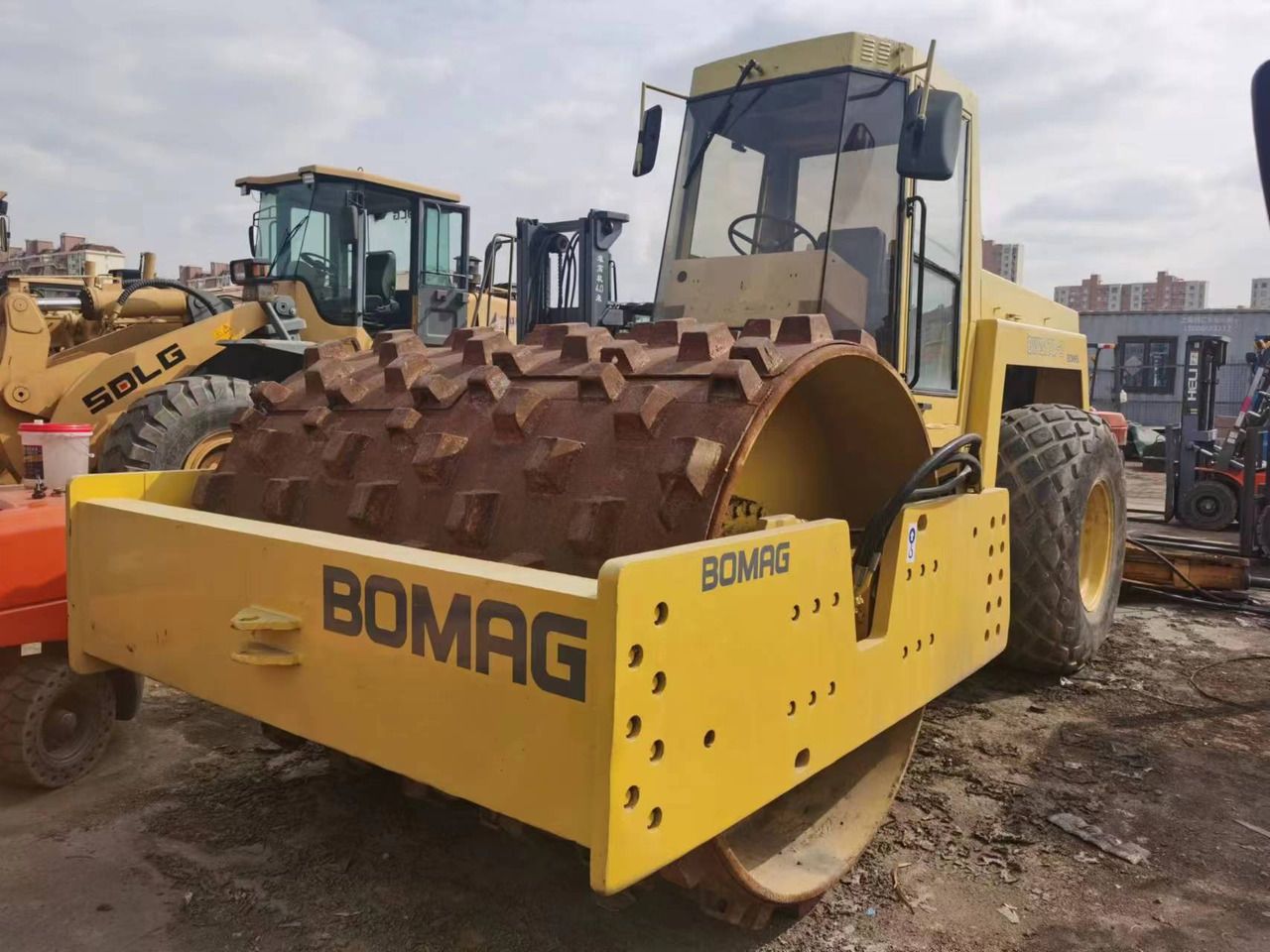 Leasing BOMAG BW217D-2 BOMAG BW217D-2: gambar 11