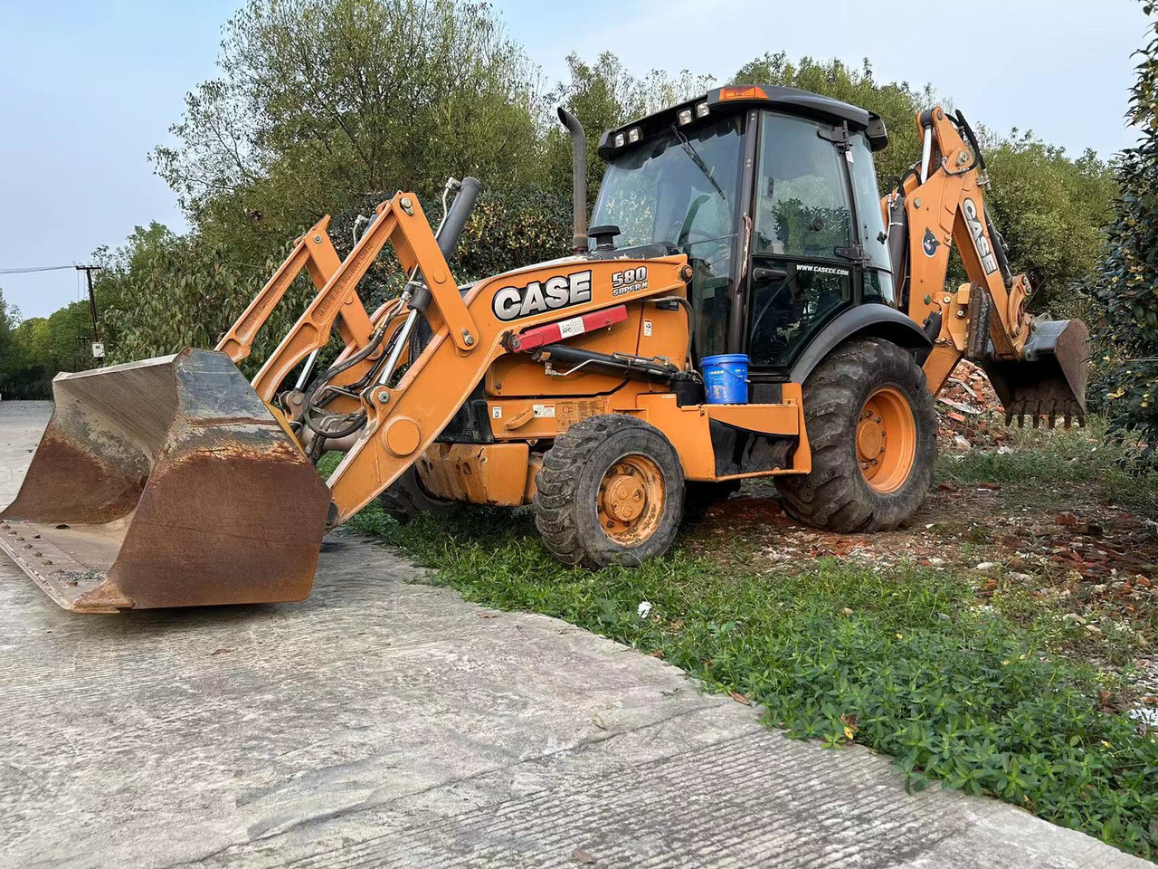 CASE 580 SUPPER N - Backhoe loader: gambar 1 CASE 580 SUPPER N - Backhoe loader: gambar 1
