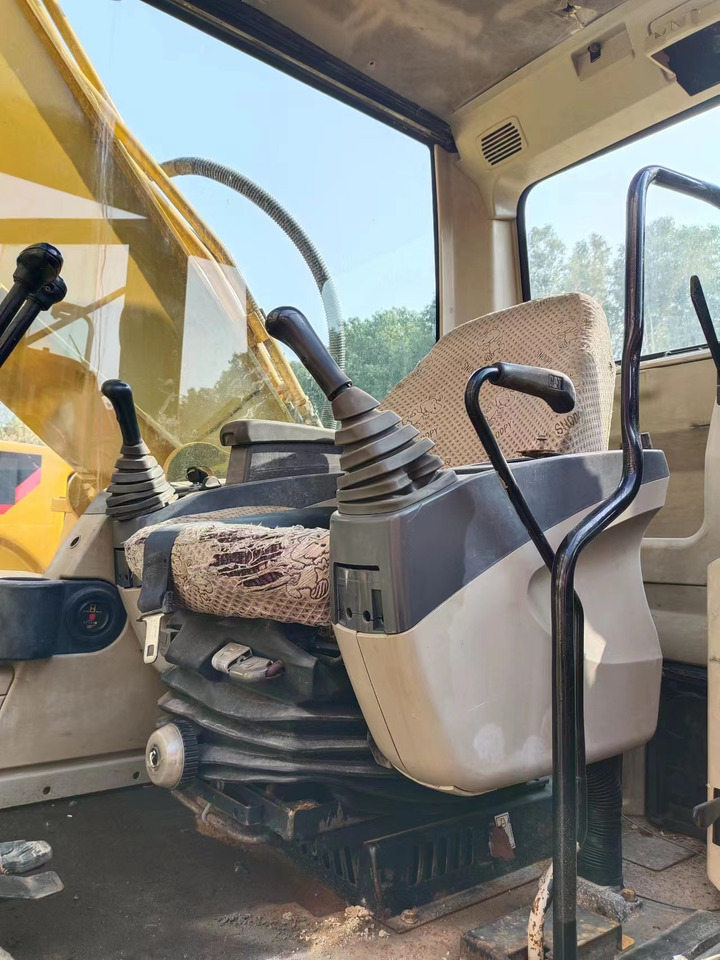 CAT 325CL - Ekskavator perayap: gambar 5 CAT 325CL - Ekskavator perayap: gambar 5