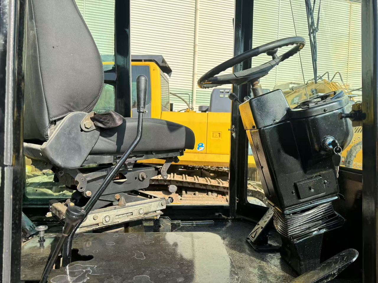 CAT 420F CHINA MADE - Backhoe loader: gambar 3 CAT 420F CHINA MADE - Backhoe loader: gambar 3