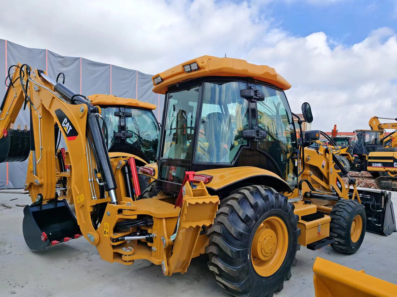 CAT 420F - Backhoe loader: gambar 5 CAT 420F - Backhoe loader: gambar 5