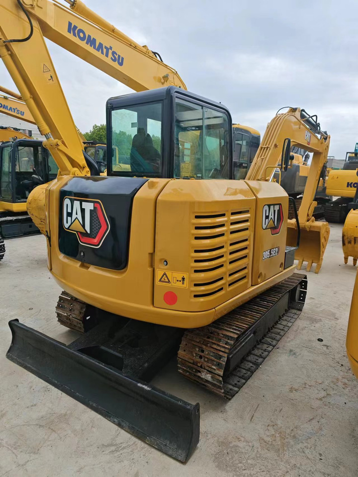 CATERPILLAR 305.5E2 - Ekskavator mini: gambar 2 CATERPILLAR 305.5E2 - Ekskavator mini: gambar 2