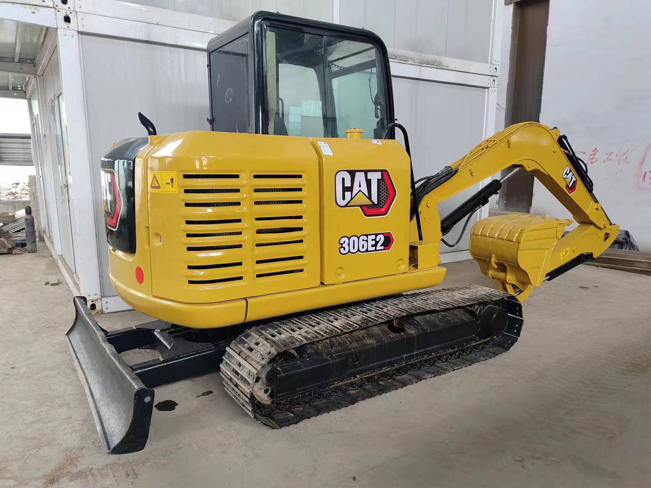 CATERPILLAR 306E2 - Ekskavator mini: gambar 2 CATERPILLAR 306E2 - Ekskavator mini: gambar 2