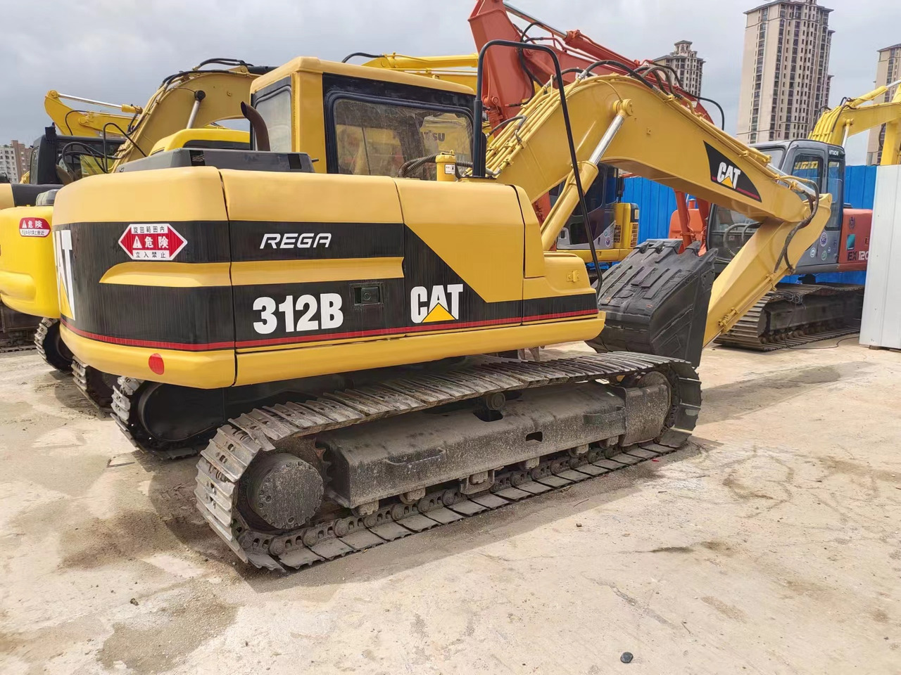 CATERPILLAR 312B - Ekskavator perayap: gambar 1 CATERPILLAR 312B - Ekskavator perayap: gambar 1