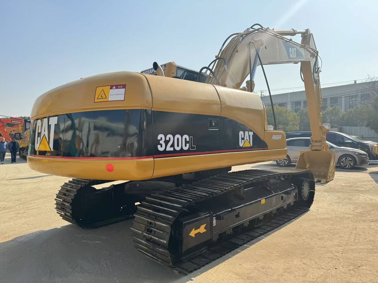 CATERPILLAR 320C - Ekskavator perayap: gambar 2 CATERPILLAR 320C - Ekskavator perayap: gambar 2