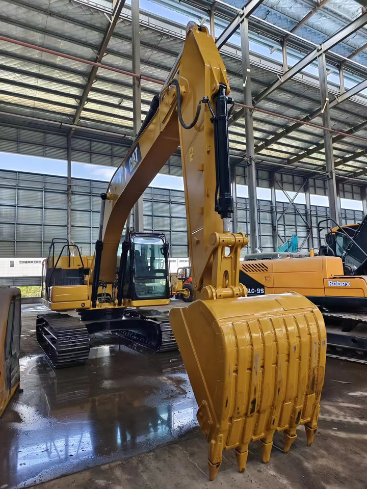 CATERPILLAR 320GC - Ekskavator perayap: gambar 4 CATERPILLAR 320GC - Ekskavator perayap: gambar 4