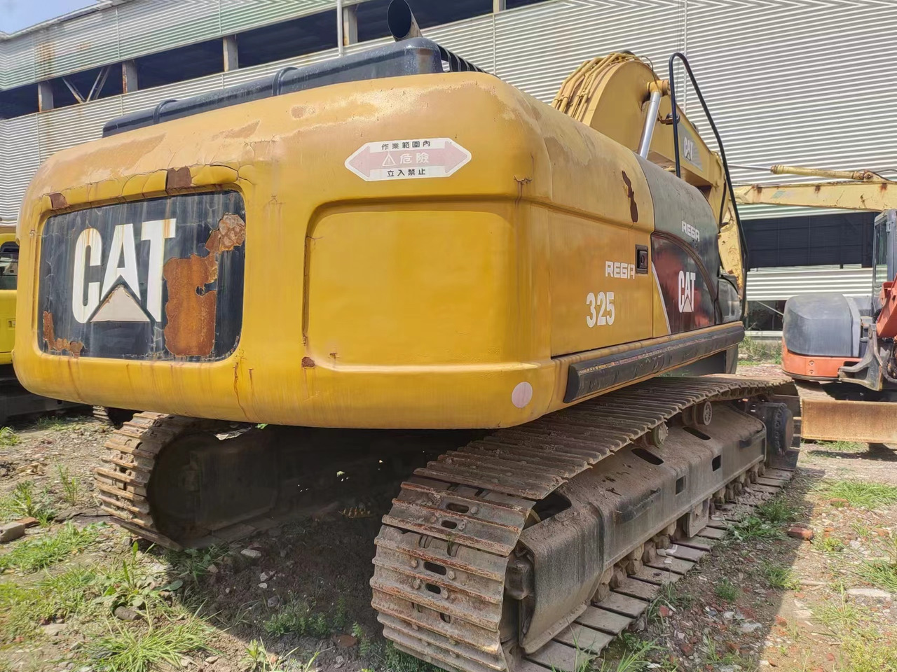 CATERPILLAR 325C - Ekskavator perayap: gambar 3 CATERPILLAR 325C - Ekskavator perayap: gambar 3