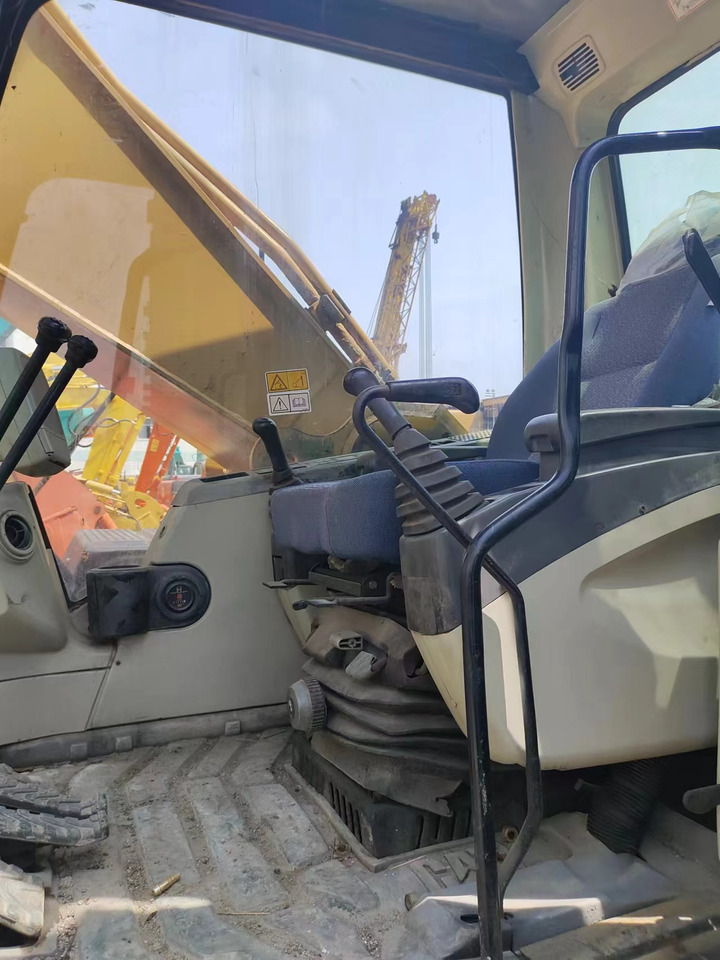 CATERPILLAR 325C - Ekskavator perayap: gambar 5 CATERPILLAR 325C - Ekskavator perayap: gambar 5