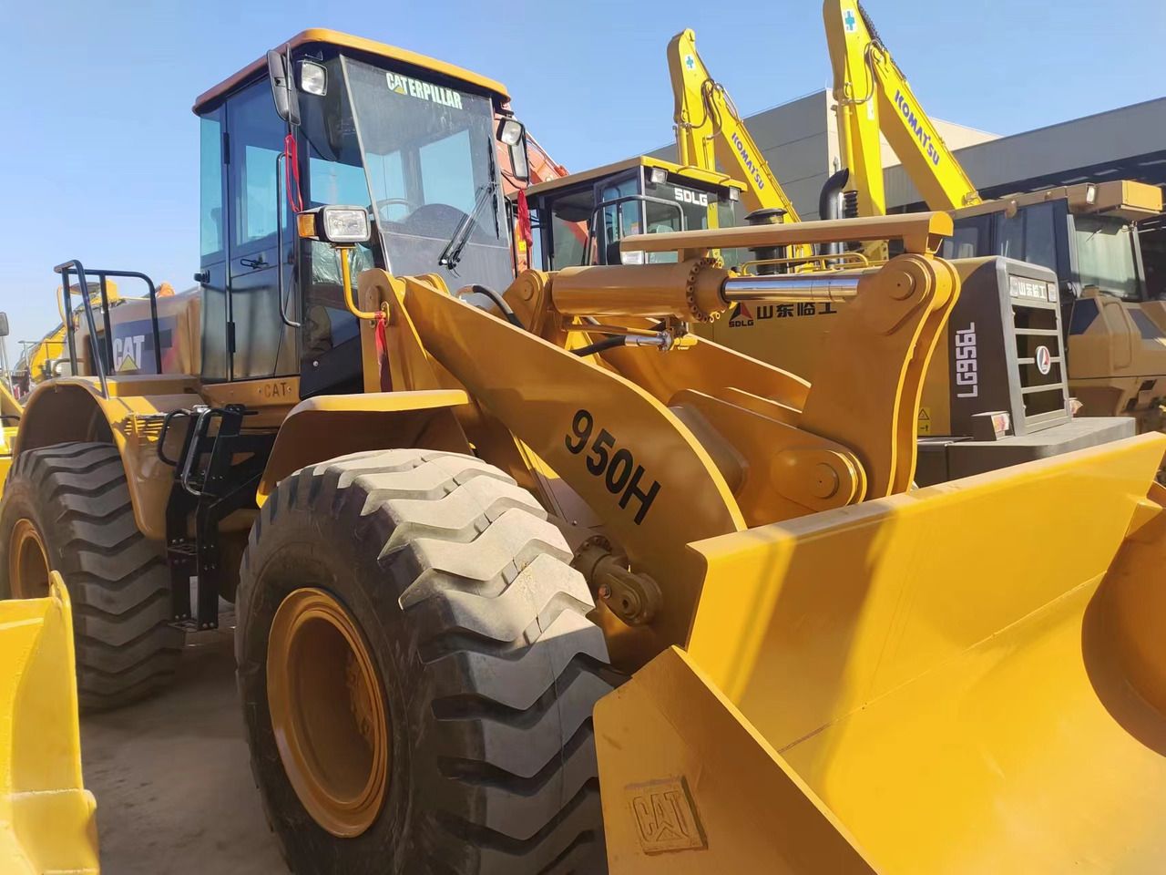 CATERPILLAR 950H - Wheel loader: gambar 2 CATERPILLAR 950H - Wheel loader: gambar 2