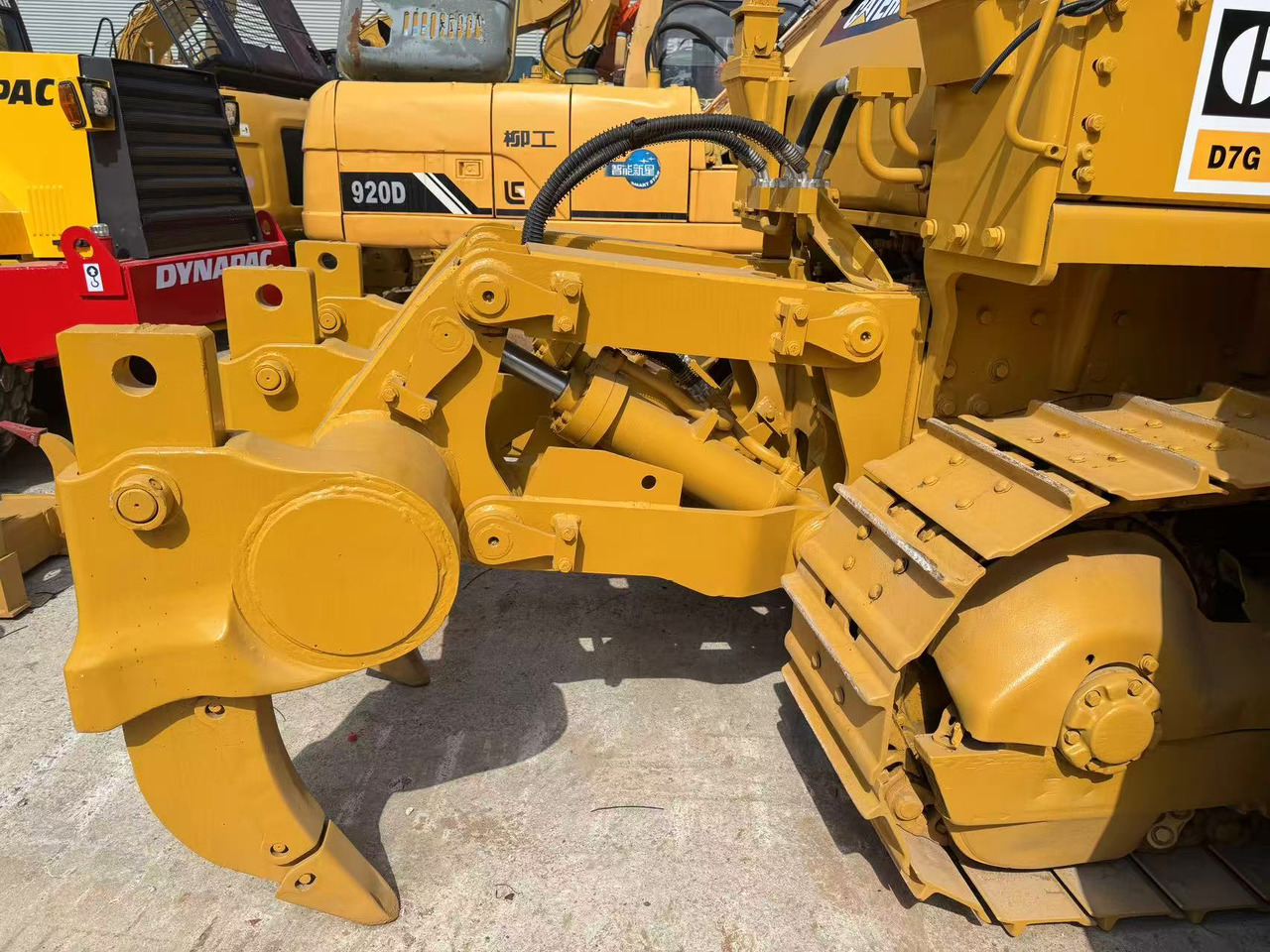 CATERPILLAR D7G - Bulldozer: gambar 3 CATERPILLAR D7G - Bulldozer: gambar 3