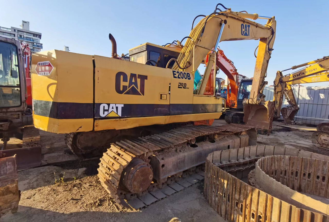 CATERPILLAR E200B - Ekskavator perayap: gambar 1 CATERPILLAR E200B - Ekskavator perayap: gambar 1
