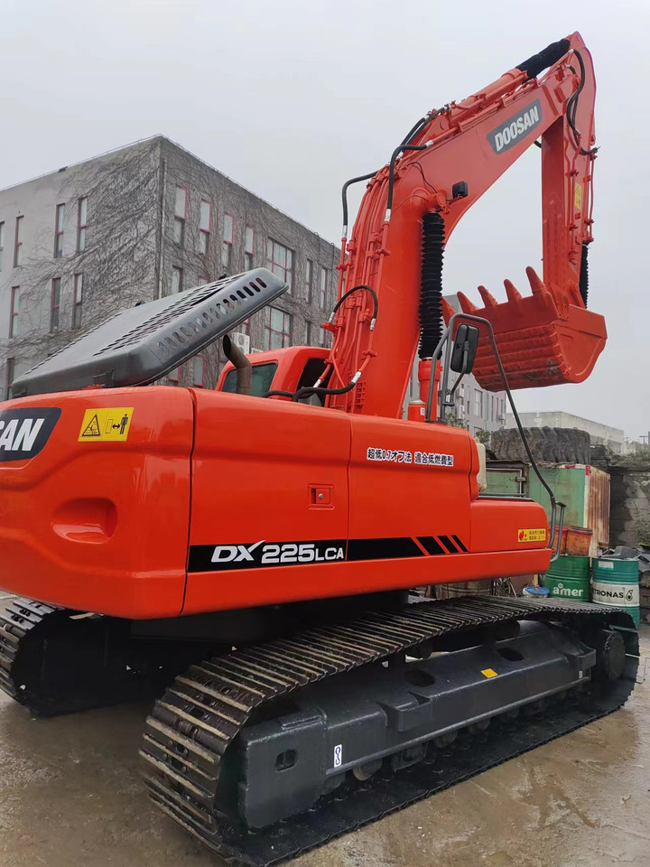 DOOSAN DX225LCA - Ekskavator perayap: gambar 3 DOOSAN DX225LCA - Ekskavator perayap: gambar 3