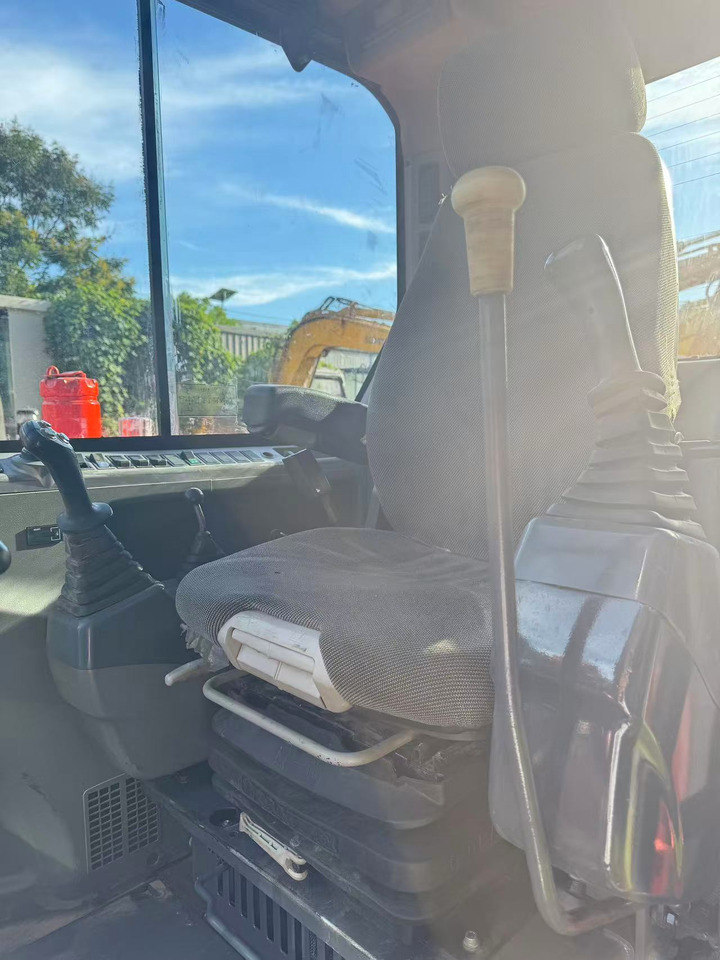 DOOSAN DX60 - Ekskavator mini: gambar 4 DOOSAN DX60 - Ekskavator mini: gambar 4