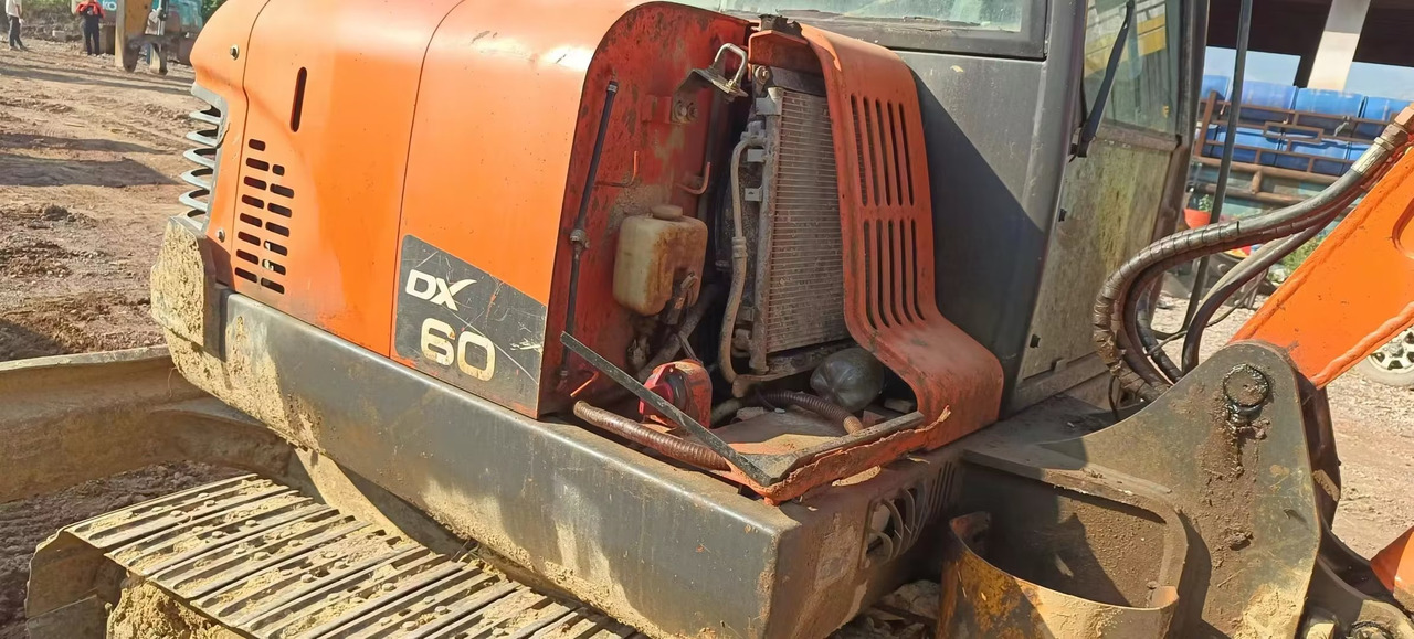 DOOSAN dx60 - Ekskavator mini: gambar 4 DOOSAN dx60 - Ekskavator mini: gambar 4