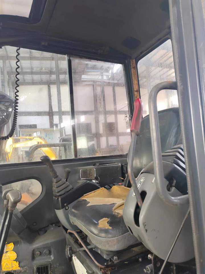 HITACHI ZX50U - Ekskavator mini: gambar 4 HITACHI ZX50U - Ekskavator mini: gambar 4