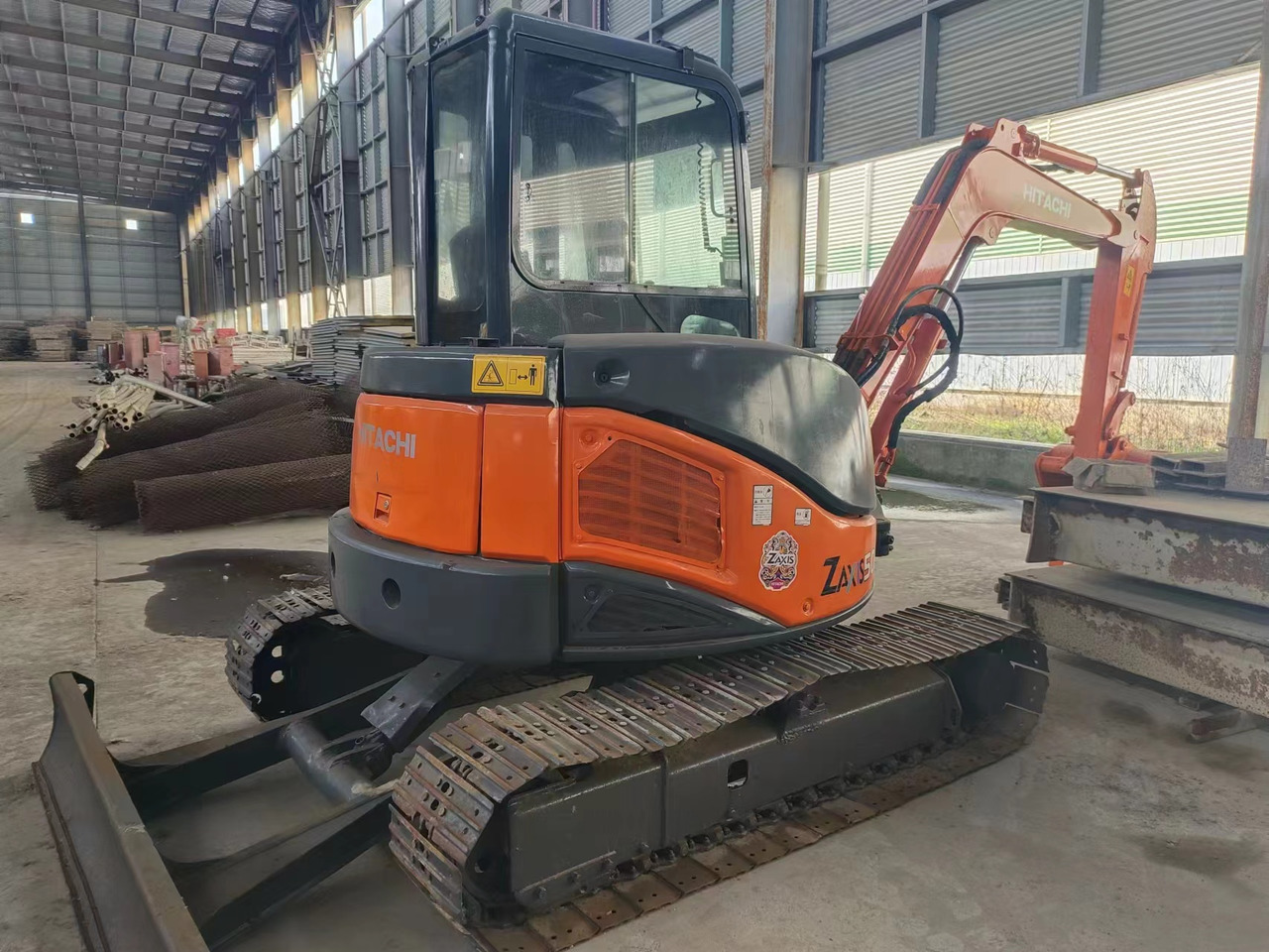 HITACHI ZX50U mini digger ZX55 ZX60 ZX70 small excavator - Ekskavator mini: gambar 3 HITACHI ZX50U mini digger ZX55 ZX60 ZX70 small excavator - Ekskavator mini: gambar 3