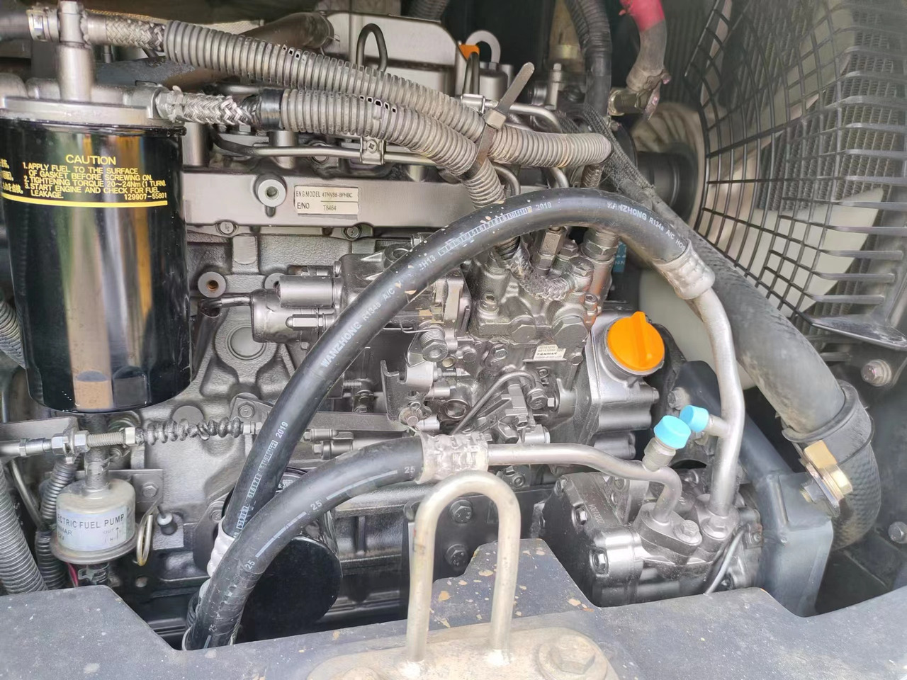 HITACHI ZX55 USR-5A - Ekskavator mini: gambar 5 HITACHI ZX55 USR-5A - Ekskavator mini: gambar 5