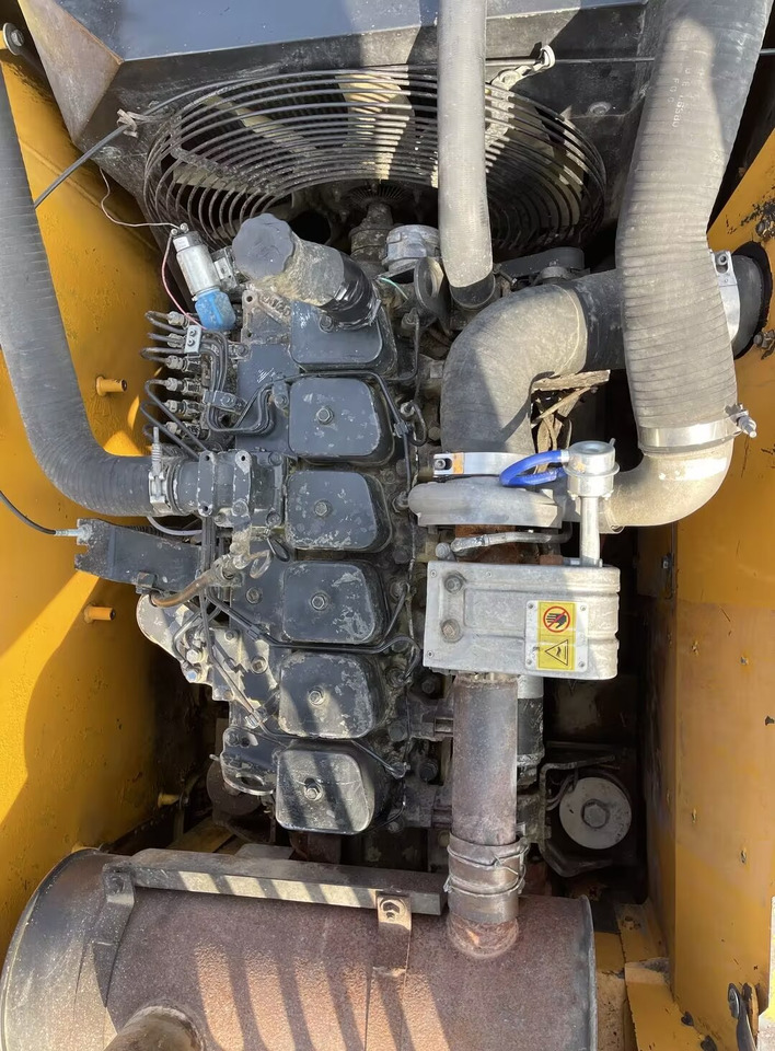 HYUNDAI 210W-9 - Ekskavator roda: gambar 5 HYUNDAI 210W-9 - Ekskavator roda: gambar 5