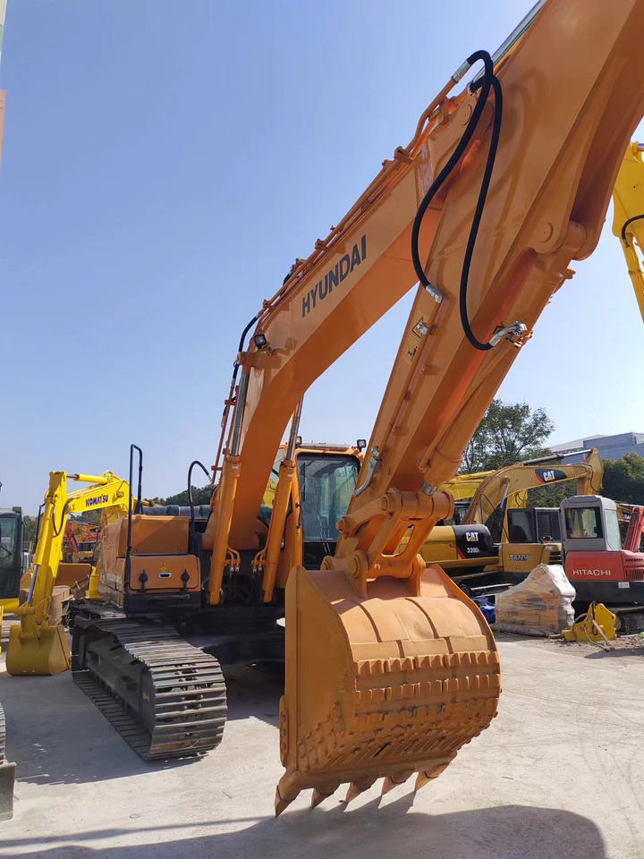 HYUNDAI 220LC-9S - Ekskavator perayap: gambar 1 HYUNDAI 220LC-9S - Ekskavator perayap: gambar 1